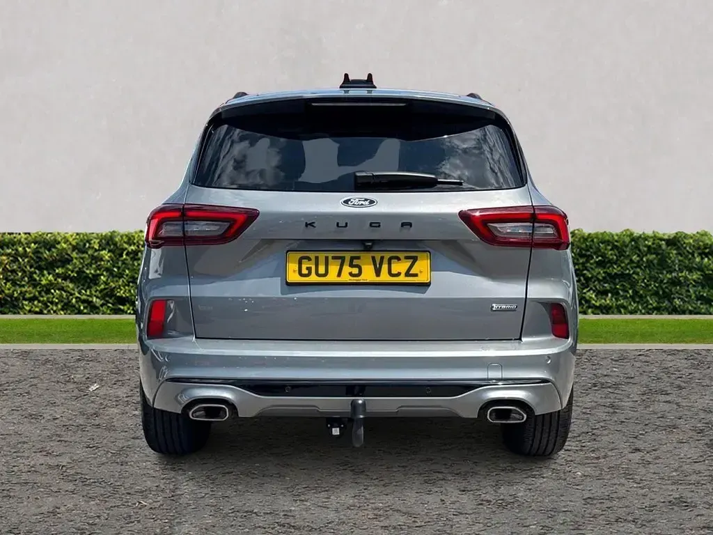 Used Ford Kuga ST-Line 183 HP (134 kW) 2025 Silver SUV