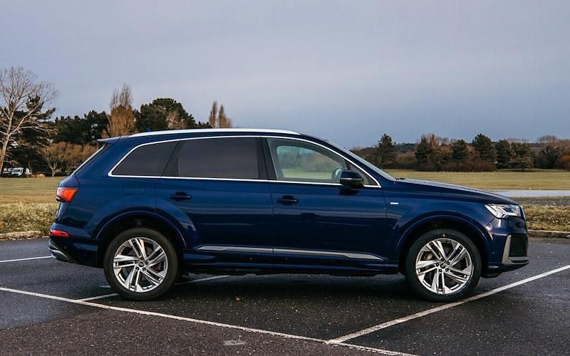 Used Audi Q7 S-Line 231 HP (169 kW) 2024 SUV