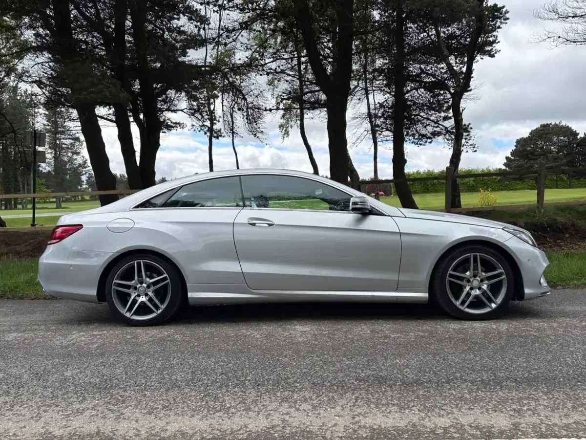 Usado Mercedes E220 AMG 2014 Prateado Coupé