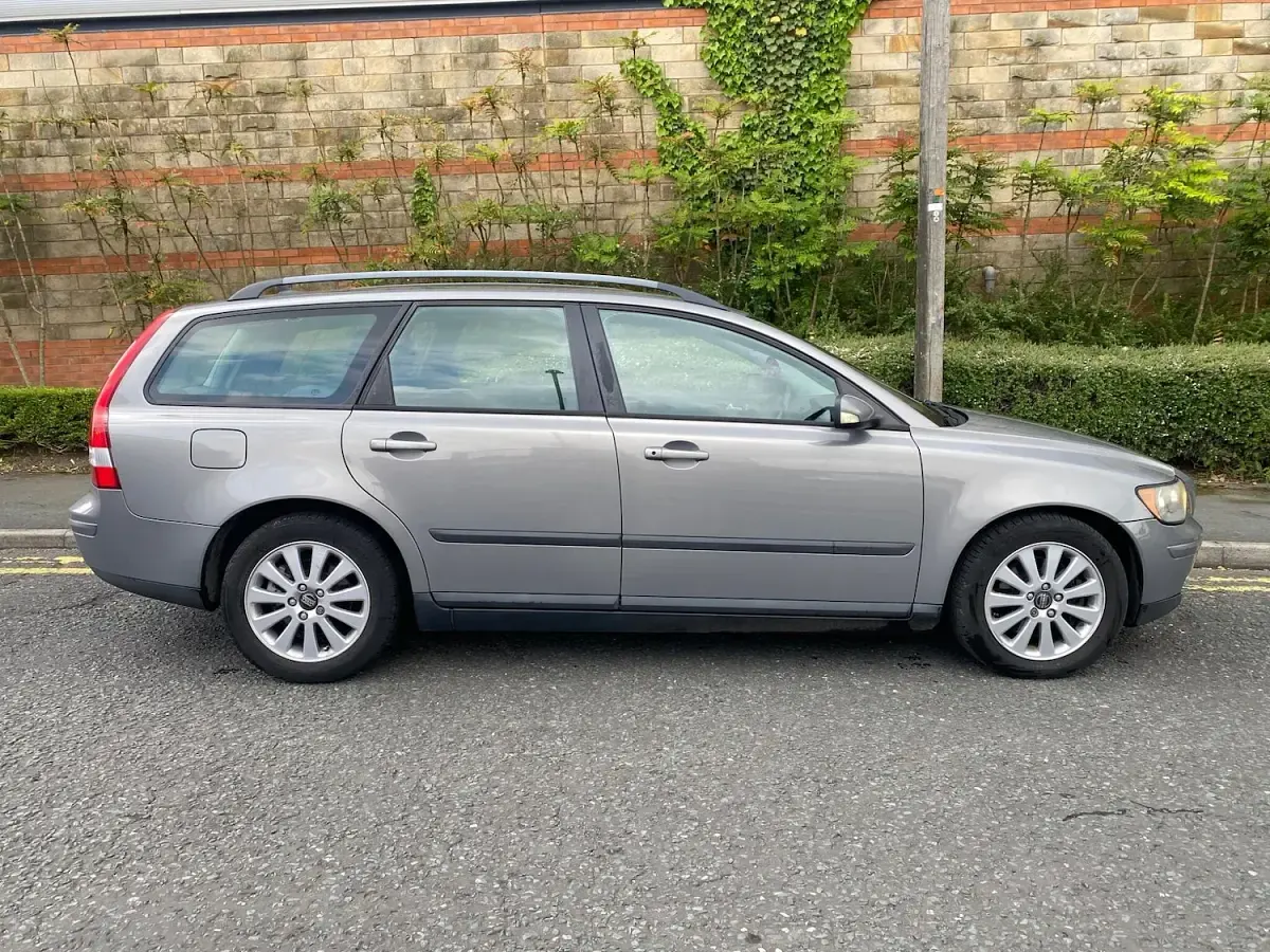 Used Volvo V50 136 HP (100 kW) 2004 Grey Estate