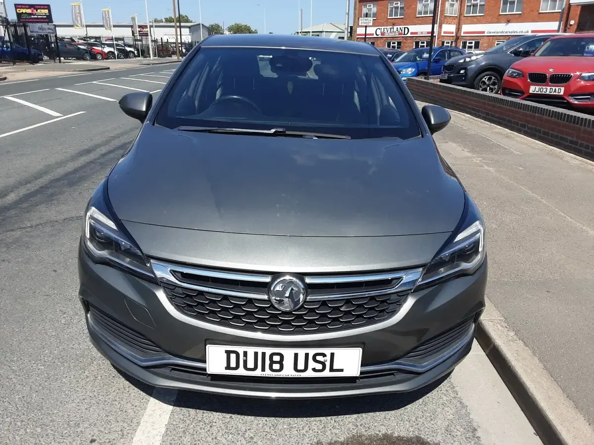 Used Vauxhall Astra SRi 2018 Grey Hatchback