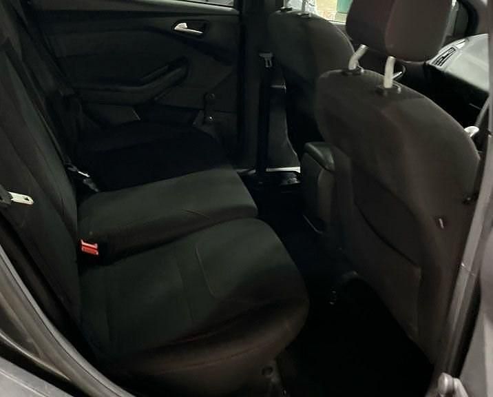 Used Ford Focus ST-Line 140 HP (102 kW) 2018 Grey Estate