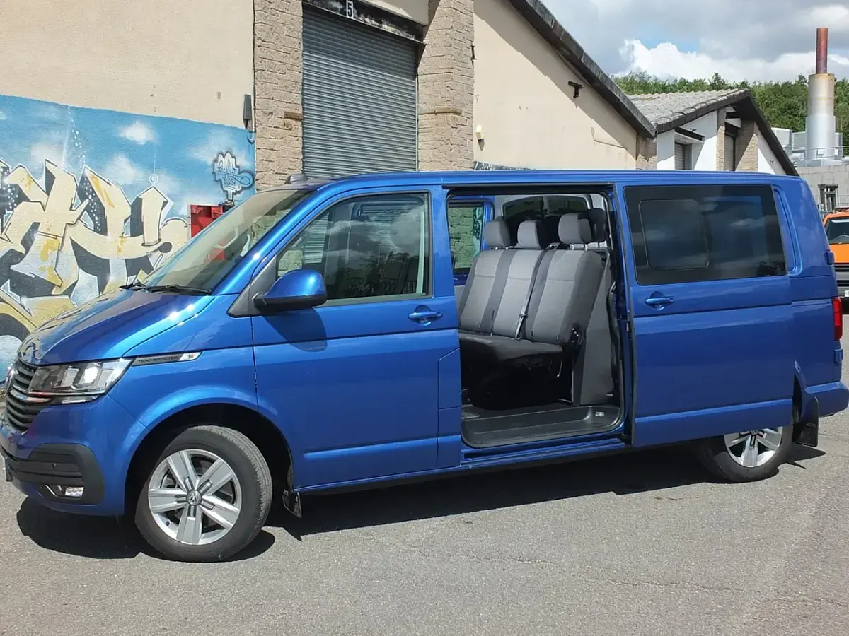 Used VW T6.1 Highline 199 HP (146 kW) 2021 Blue Van
