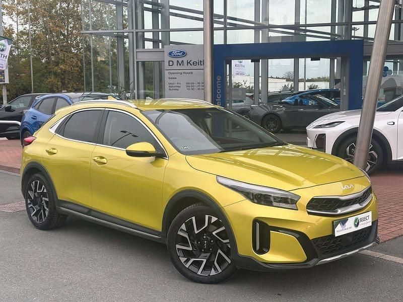 Yellow Used 2022 Kia XCeed 3 SUV | £16,300 (Fair price) - Image 1/4