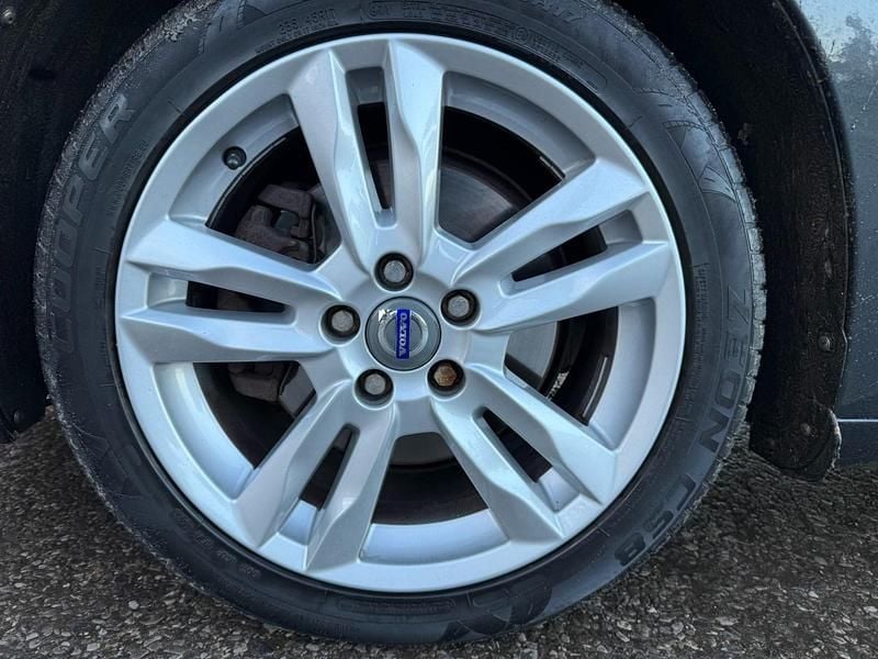 Used Volvo S60 SE Lux 163 HP (119 kW) 2012 Grey Sedan