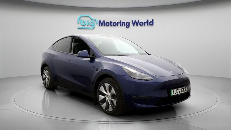 Used Tesla Model Y Long Range AWD 378 kW (514 HP) 2022 Blue SUV