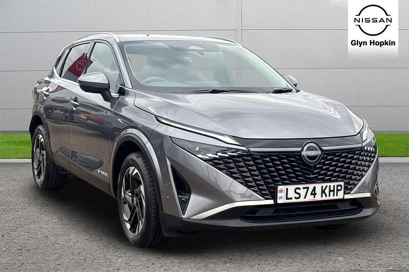 Grey Used 2024 Nissan Qashqai N-Connecta SUV | £26,869 (A bit pricey) - Image 1/4