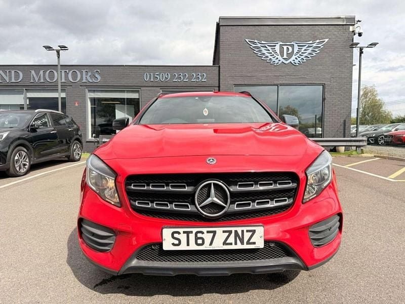 Used Mercedes GLA220 Executive 177 HP (130 kW) 2018 Red SUV