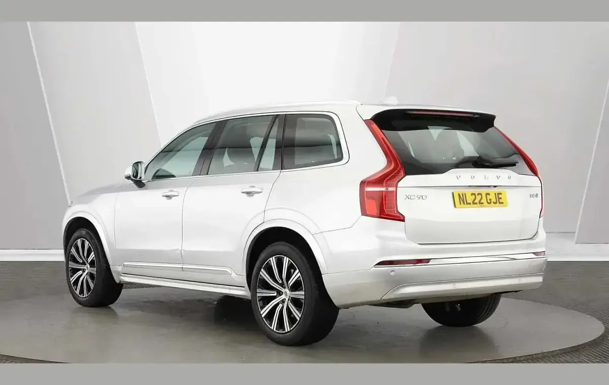 Used Volvo XC90 Inscription 250 HP (183 kW) 2022 Silver SUV