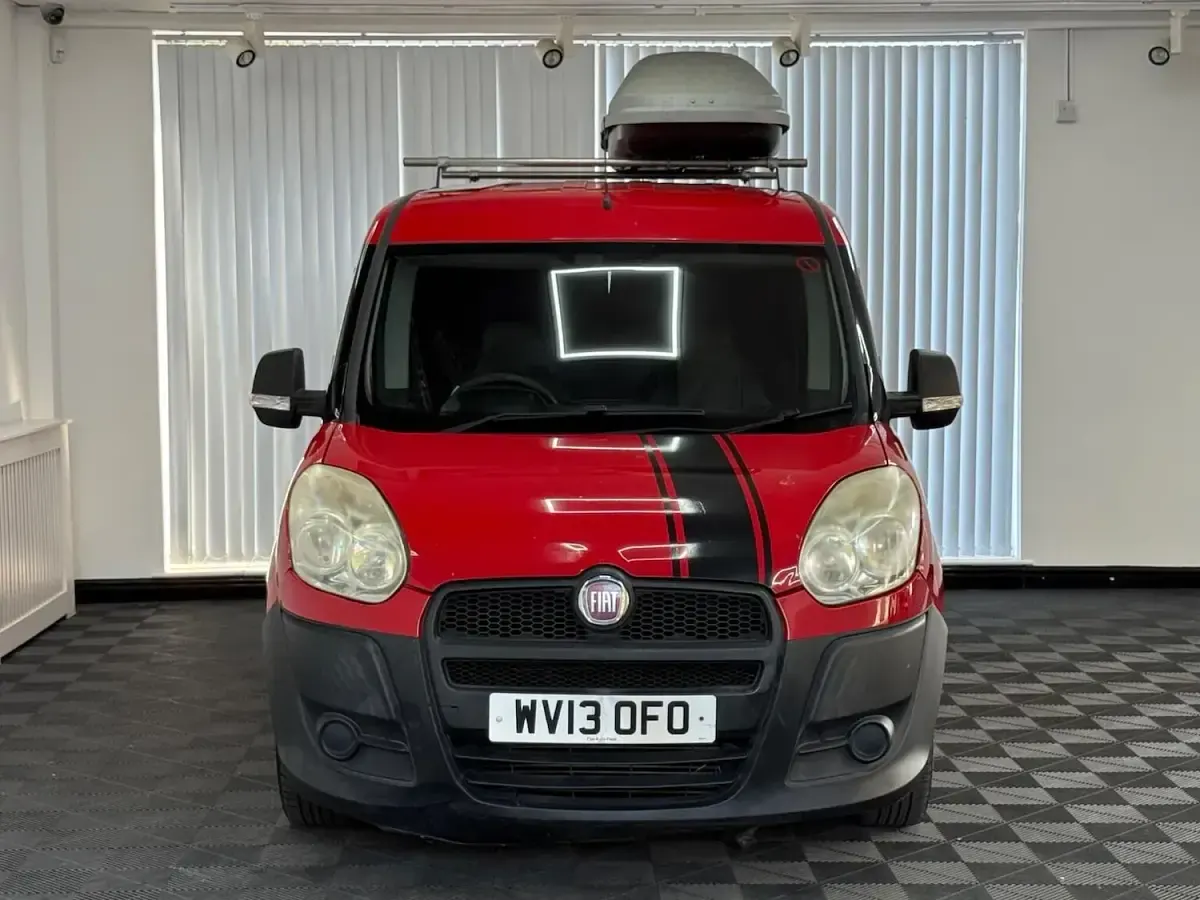 Used Fiat Doblò 2013 Red MPV