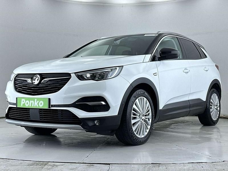 Used Vauxhall Grandland X Business Edition 130 HP (95 kW) 2020 White SUV