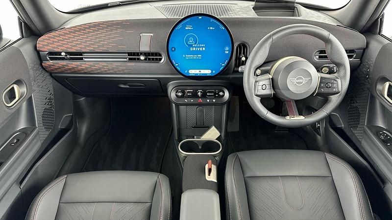 New Mini Cooper Hatch 113 kW (154 HP) 2025 Black Hatchback