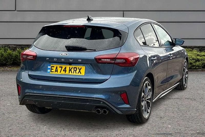 Used Ford Focus ST-Line X 153 HP (112 kW) 2024 Blue Hatchback