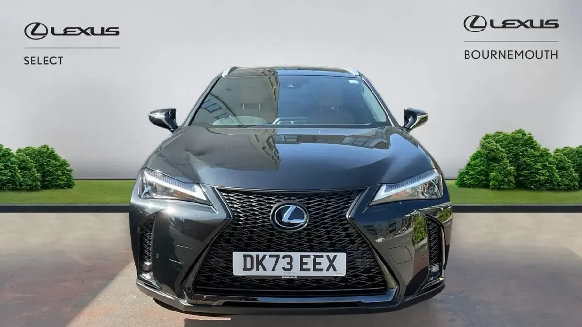 Usado Lexus UX Sport Design Packet 184 HP (135 kW) 2023 Preto SUV