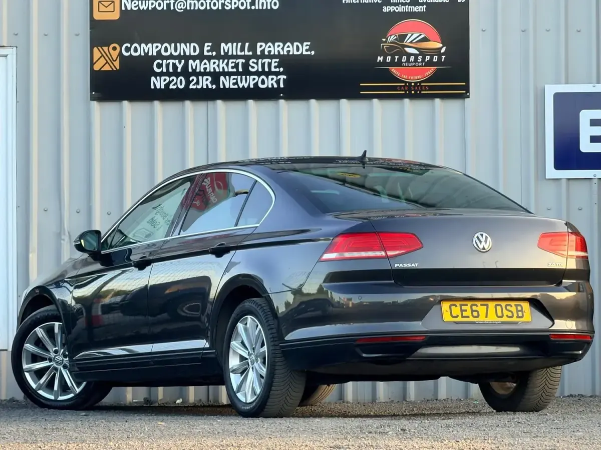 Used VW Passat Business 150 HP (110 kW) 2017 Grey Sedan