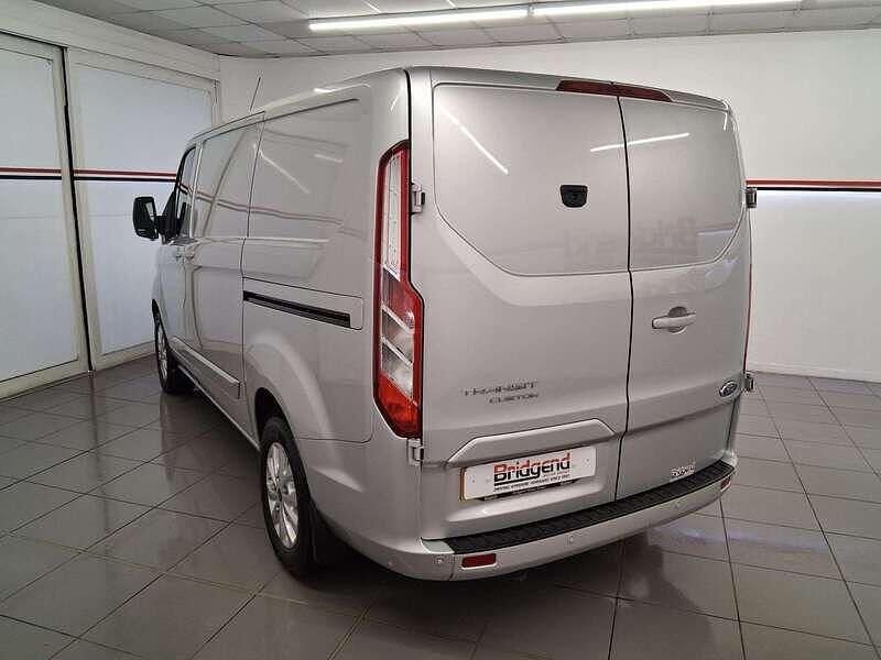 Used Ford Transit Custom Limited 130 HP (95 kW) 2023 Silver Van