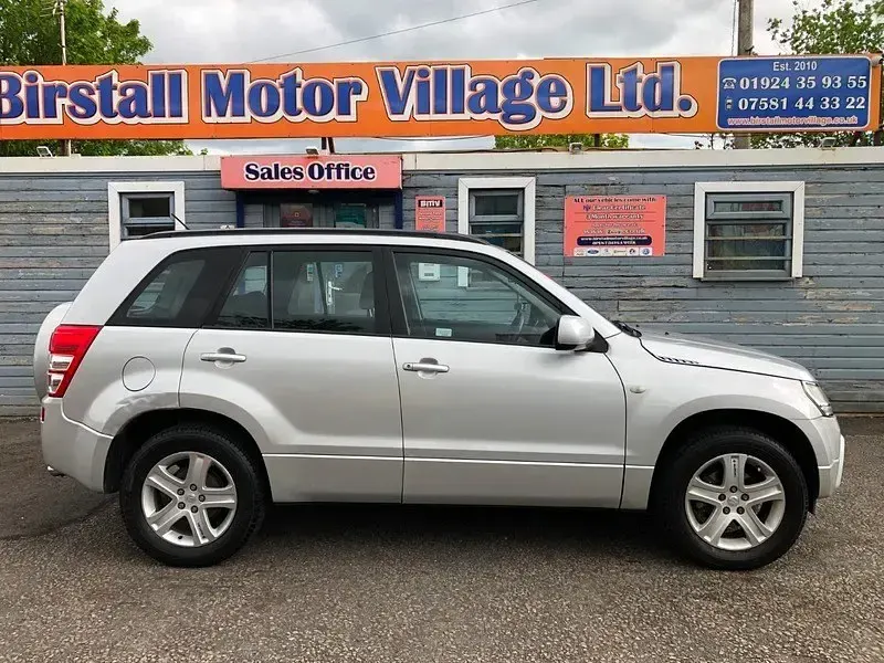Używany Suzuki Grand Vitara 2007 Srebrny SUV