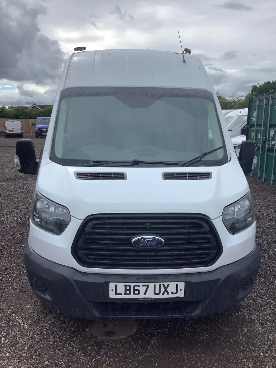 Used Ford Transit 130 HP (95 kW) 2018 White Van