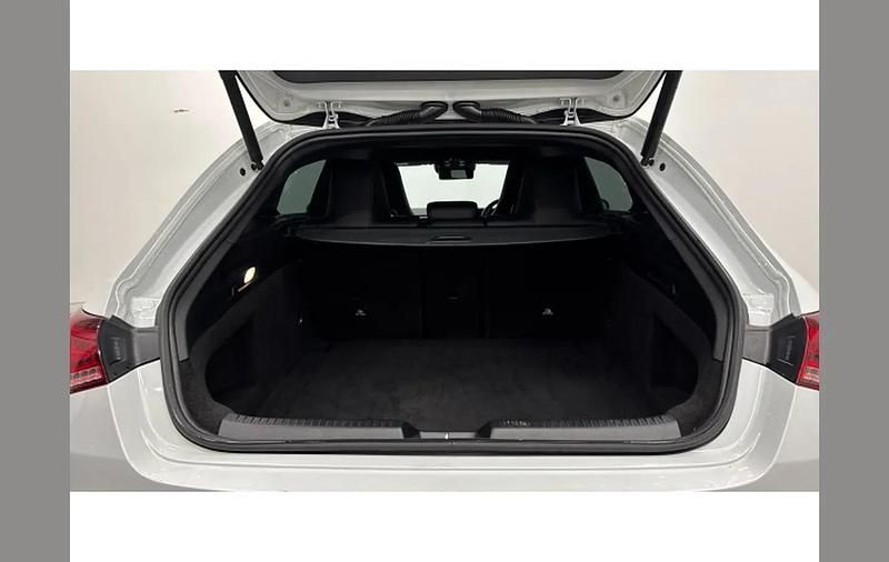 Used Mercedes CLA35 AMG Premium 301 HP (221 kW) 2021 White Estate