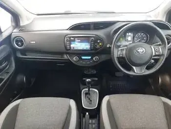 Used Toyota Yaris 100 HP (73 kW) 2020 Black Hatchback