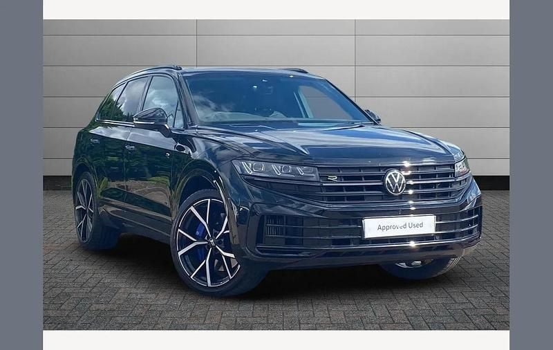 Grenadilla black Used 2025 VW Touareg R SUV | £63,395 (Fair price) - Image 1/4
