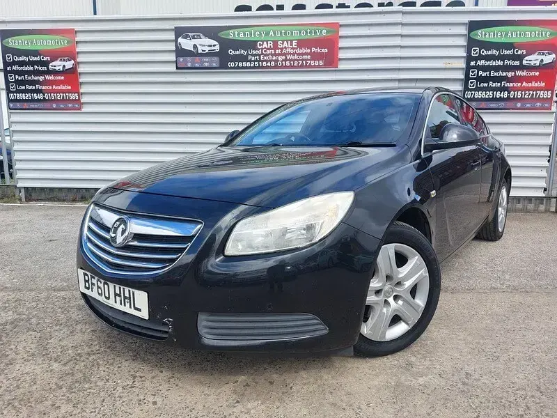 Used Vauxhall Insignia 2010 Black Hatchback