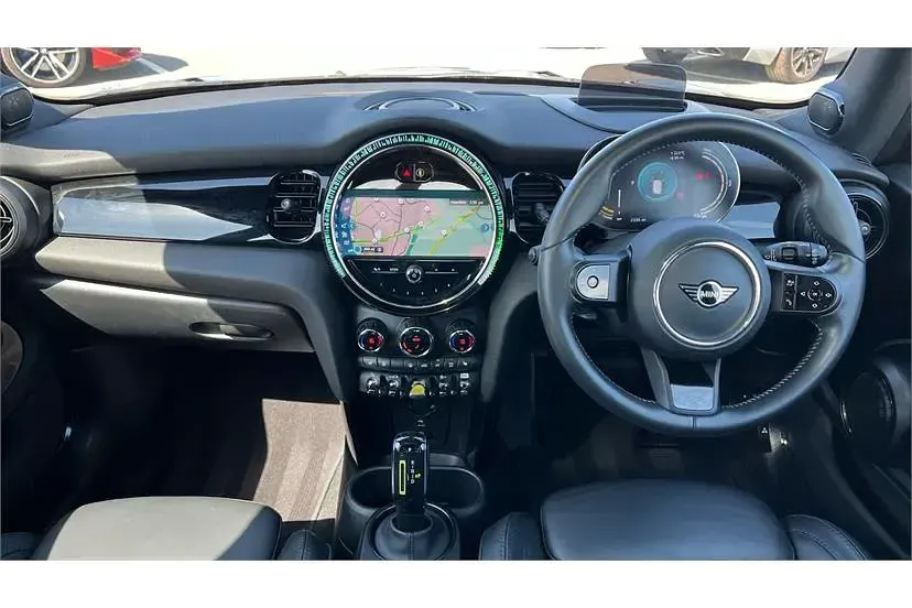 Gebraucht Mini Cooper S Level 3 135 kW (184 PS) 2024 Schwarz Kleinwagen