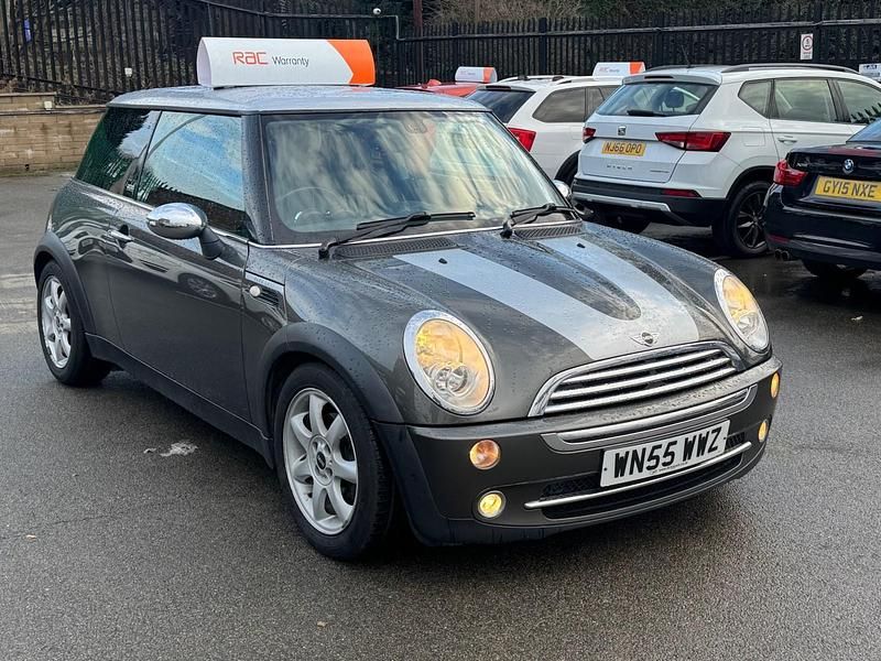 Used Mini Cooper Hatch 116 HP (85 kW) 2005 Grey Hatchback