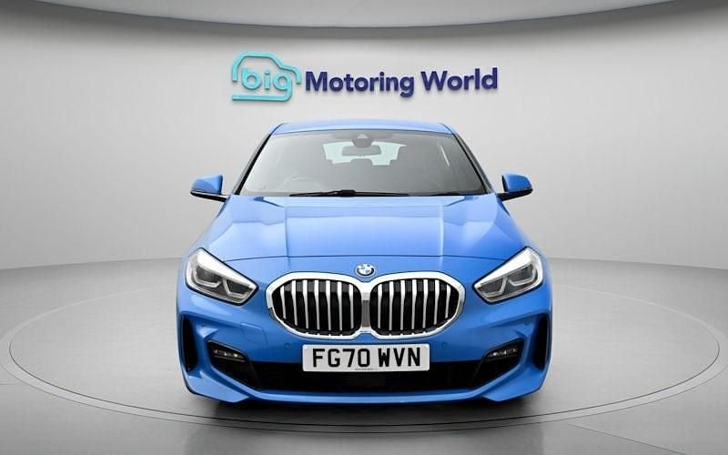 Used BMW 118 M Sport 140 HP (102 kW) 2020 Blue Hatchback