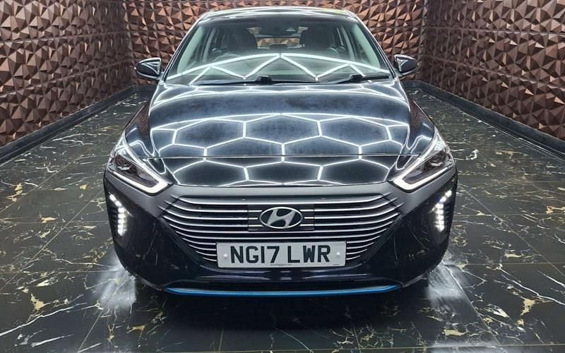 Used Hyundai Ioniq Premium SE 141 HP (103 kW) 2019 Hatchback