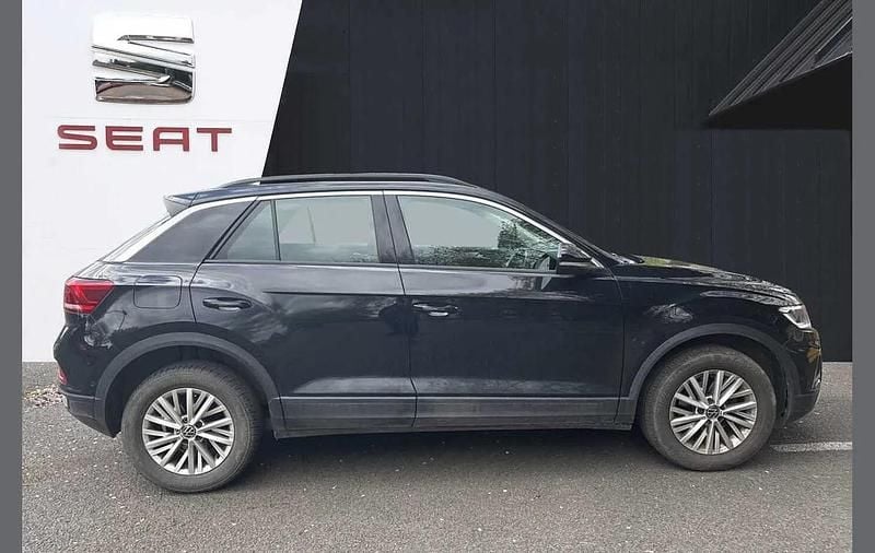 Used VW T-Roc Life 147 HP (108 kW) 2022 Black SUV
