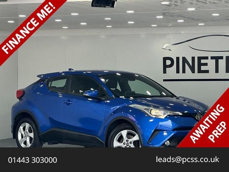 Second-hand Toyota C-HR 115 CP (84 kW) 2017 Albastru SUV