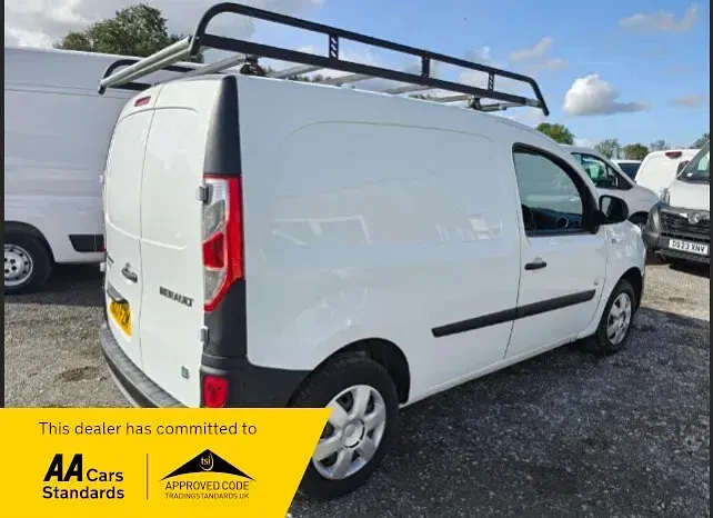Used Renault Kangoo Business 44 kW (60 HP) 2017 White MPV