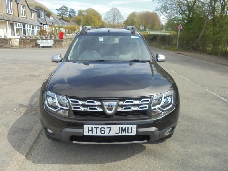 Begagnad Dacia Duster 110 HK (80 kW) 2018 Svart SUV