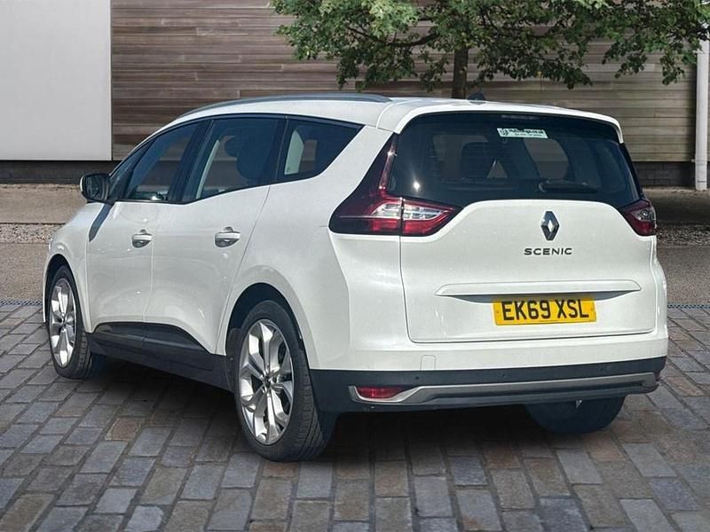 Begagnad Renault Grand Scénic IV Iconic 2019 Vit Minibuss