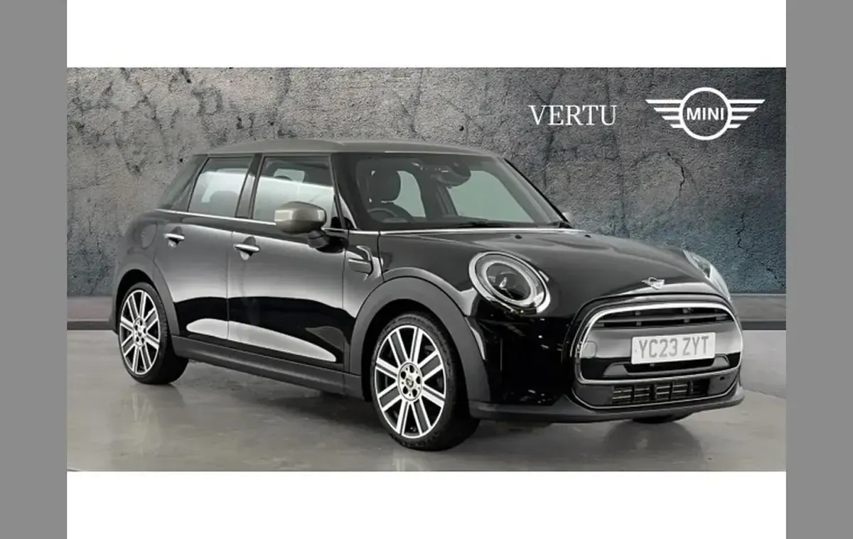 Used Mini Cooper Exclusive 136 HP (100 kW) 2023 Hatchback