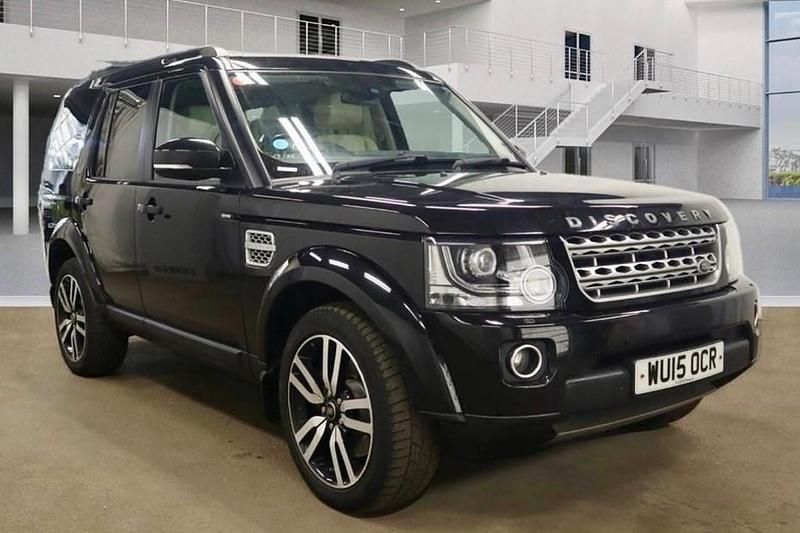 Black Used 2015 Land Rover Discovery 4 HSE Luxury SUV | £17,495 (Fair price) - Image 1/1