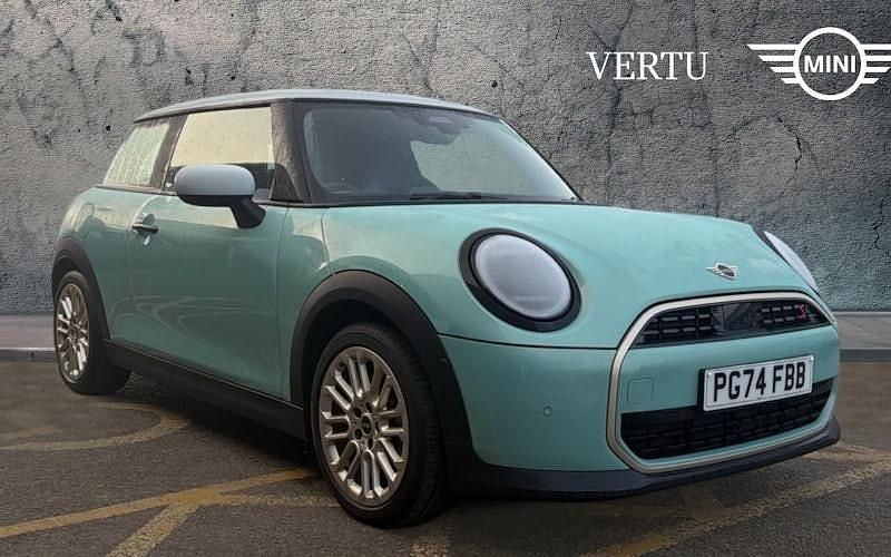 Used Mini Cooper Exclusive 204 HP (150 kW) 2024 Hatchback