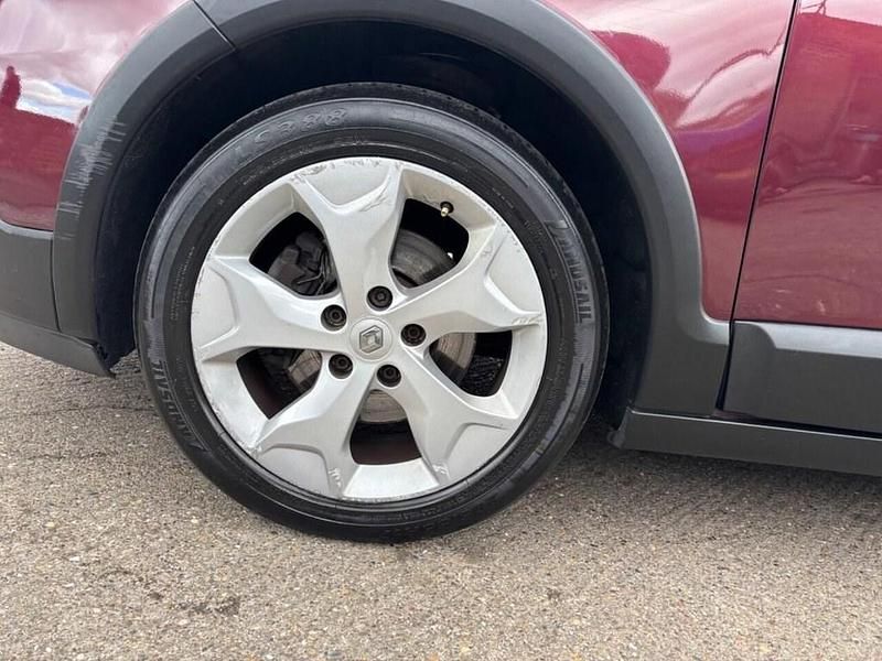 Used Renault Scénic III Dynamique 2014 Red MPV