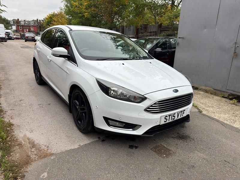 White Used 2015 Ford Focus Titanium Hatchback | £3,995 (Fair price) - Image 1/4