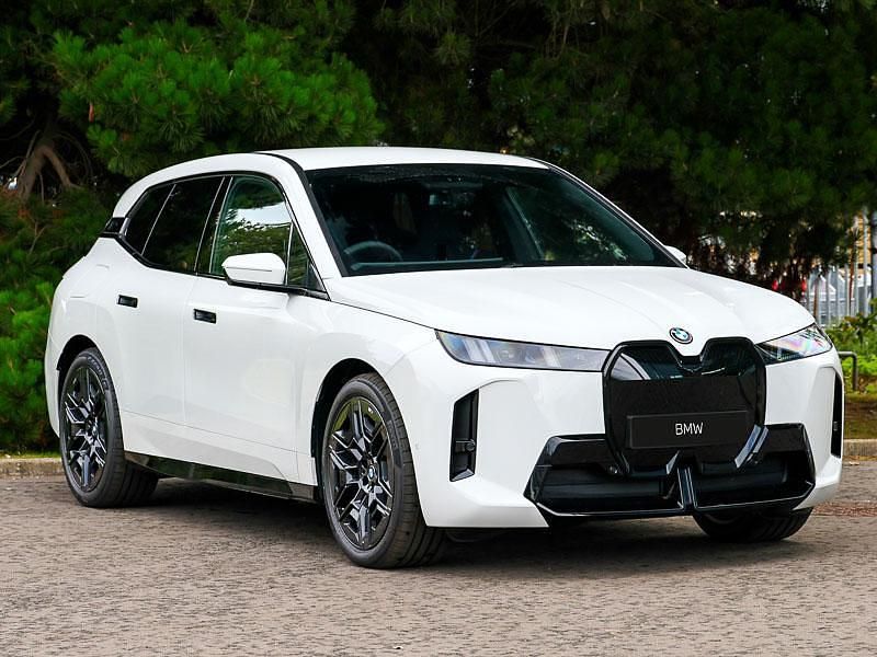 Used BMW iX M Sport 300 kW (408 HP) 2025 White SUV