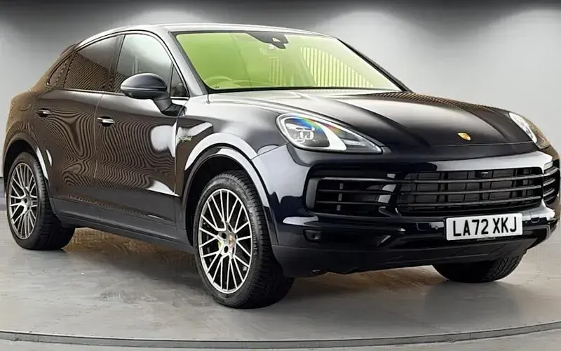 Used Porsche Cayenne E-Hybrid Coupe Platinum Edition 462 HP (339 kW) 2022 Coupe