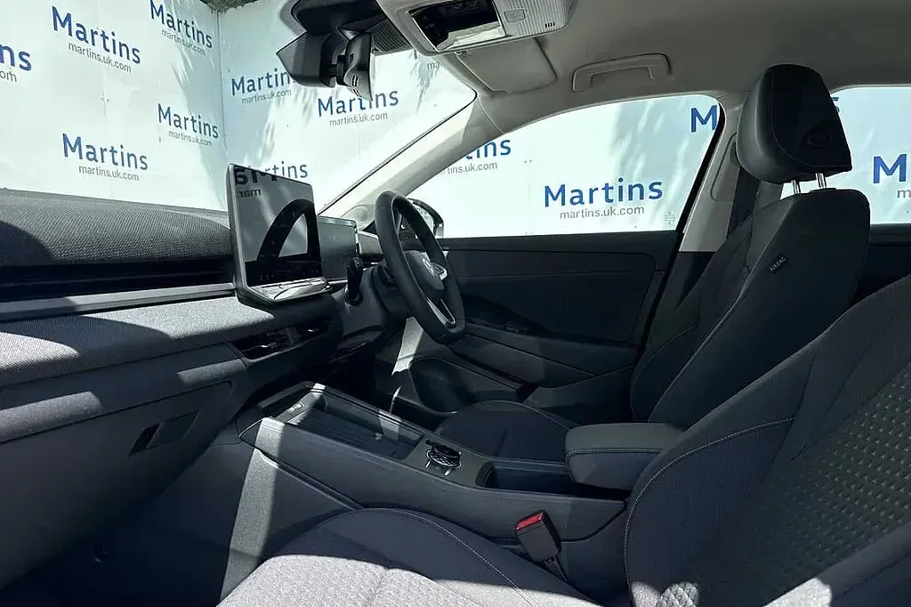 New VW T-Roc Life 150 HP (110 kW) 2026 Black SUV
