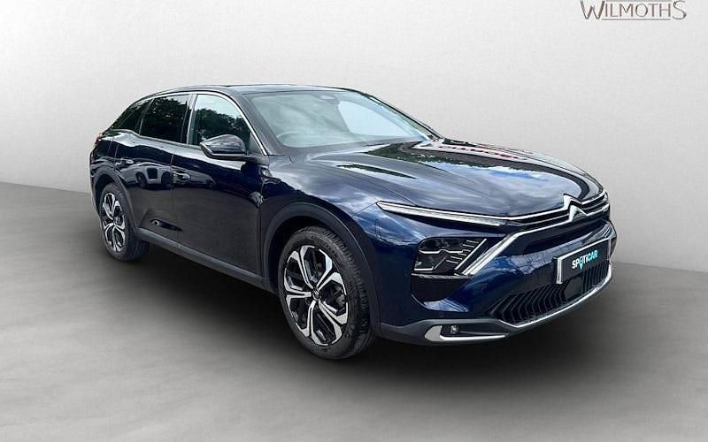 Used 2025 Citroën C5 X PureTech Estate | £19,995 (Fair price) - Image 1/4