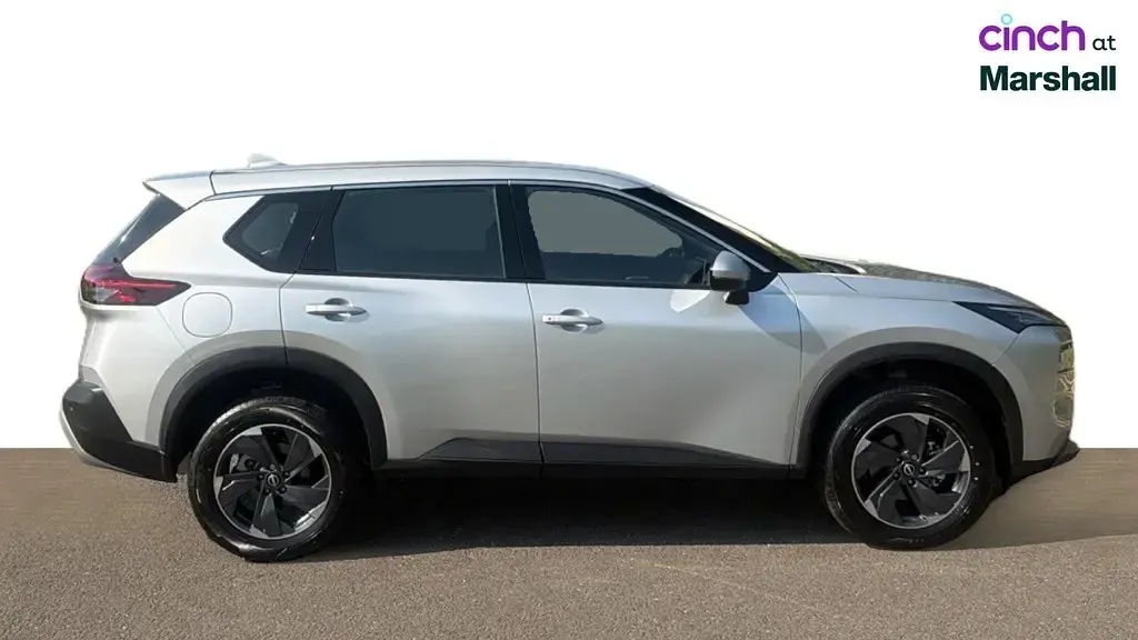 New Nissan X-Trail Acenta Premium 163 HP (119 kW) 2026 Brilliant silvr SUV