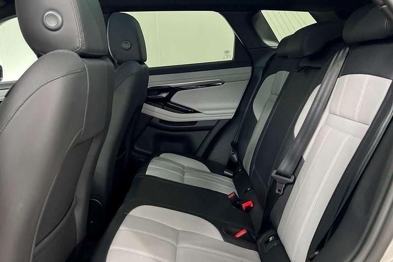 Used Land Rover Range Rover evoque 203 HP (149 kW) 2023 Silver SUV