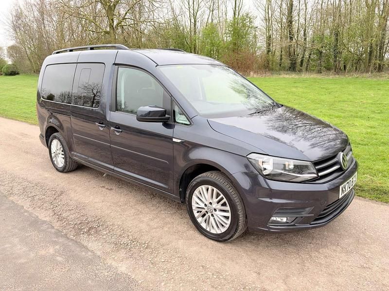 Begagnad VW Caddy Life 122 HK (89 kW) 2020 Blå Minibuss