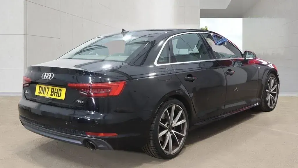 Used Audi A4 S-Line 190 HP (139 kW) 2017 Black Sedan
