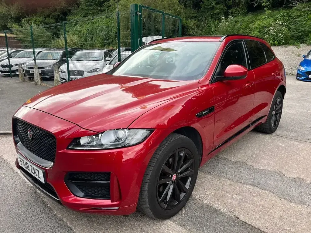 Used Jaguar F-Pace R-Sport 250 HP (183 kW) 2018 Red SUV
