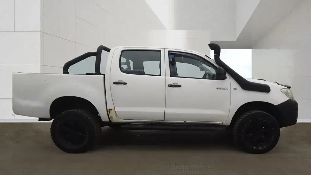 Used Toyota HiLux 2022 White Pickup